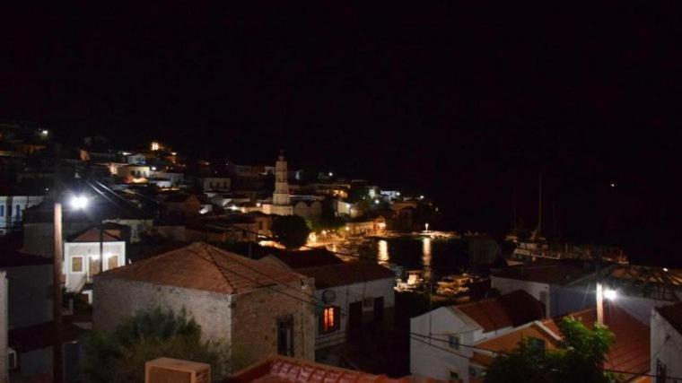 Occasus Room Comfort Chalki Town Exterior photo